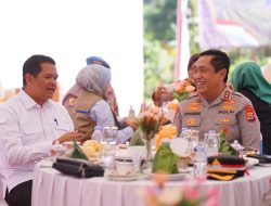 Kapolda Sulsel Bersama Bupati Bantaeng Ikuti Kegiatan Penanaman Bawang Putih Serentak Polri