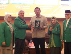 Beri Kuliah Umum Di FSIK-UMI , Bupati Bantaeng Uji Nurdin Sekaligus Menerima SK Dosen Luar Biasa
