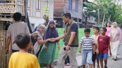Bupati Bantaeng M.Fathul Fauzi, Serahkan Bantuan Pompa Air Untuk Kelompok Tani di Kampung Gusung